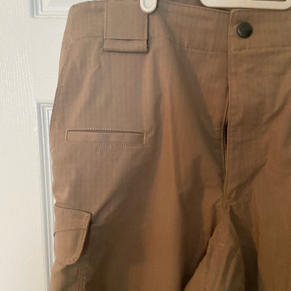 5.11 Tactical Tan Cargo Pants Durable Utility Wear - Picture 2 of 4